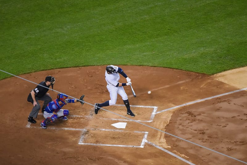 Yankees hạ Mariners 4-1 nhờ hiệp 7 bùng nổ tại Yankee Stadium