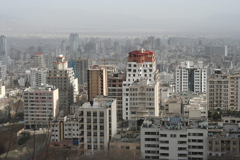 Mỹ và Iran đạt thỏa thuận ngừng bắn, eo biển Hormuz sắp mở lại