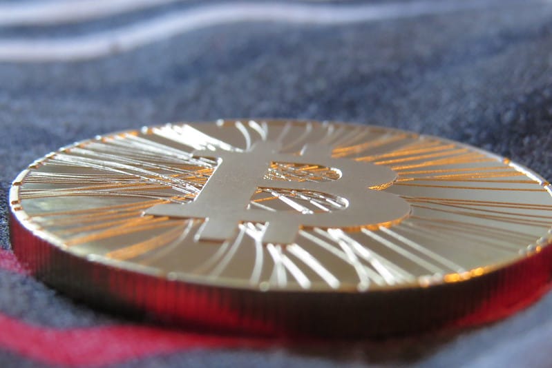 Bitcoin phục hồi mong manh, phụ thuộc vào thỏa thuận Mỹ-Iran