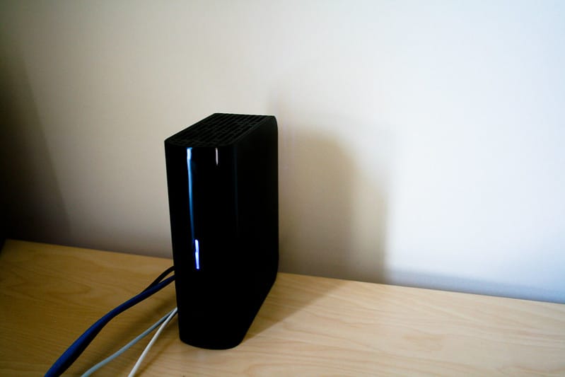 Western Digital lao dốc 16%, SanDisk mất 11%, Micron giảm 6%