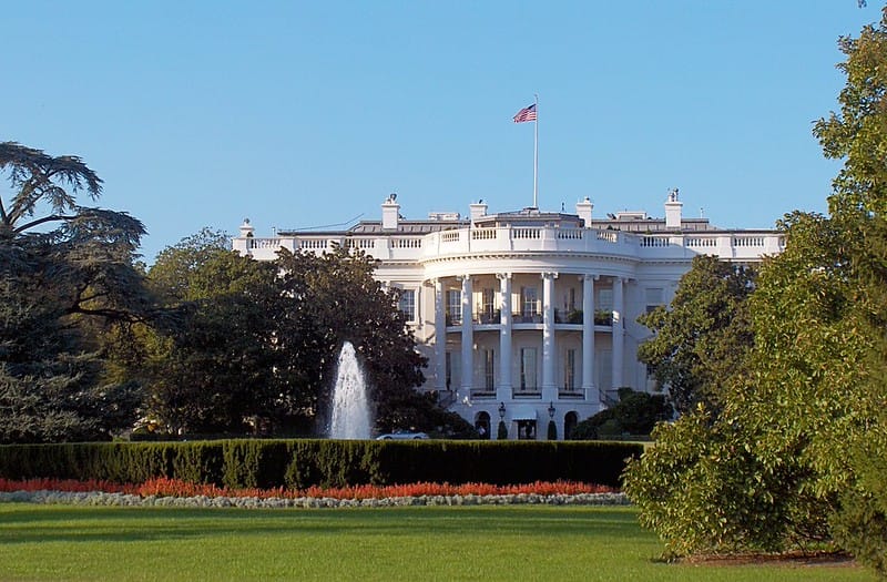 Tổng thống Trump nói sẽ bị đổ lỗi nếu đảng Cộng hòa thua giữa kỳ