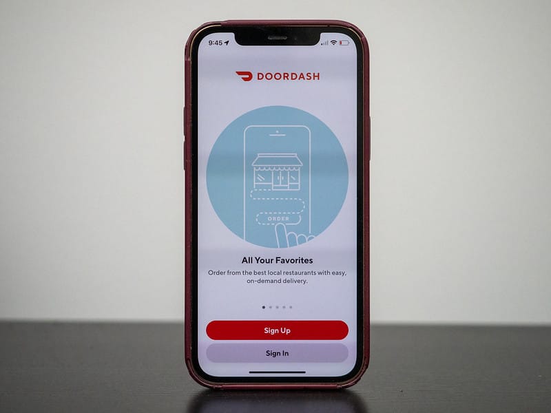 DoorDash (DASH) được Evercore ISI dự báo tăng 45%, mục tiêu 300 USD