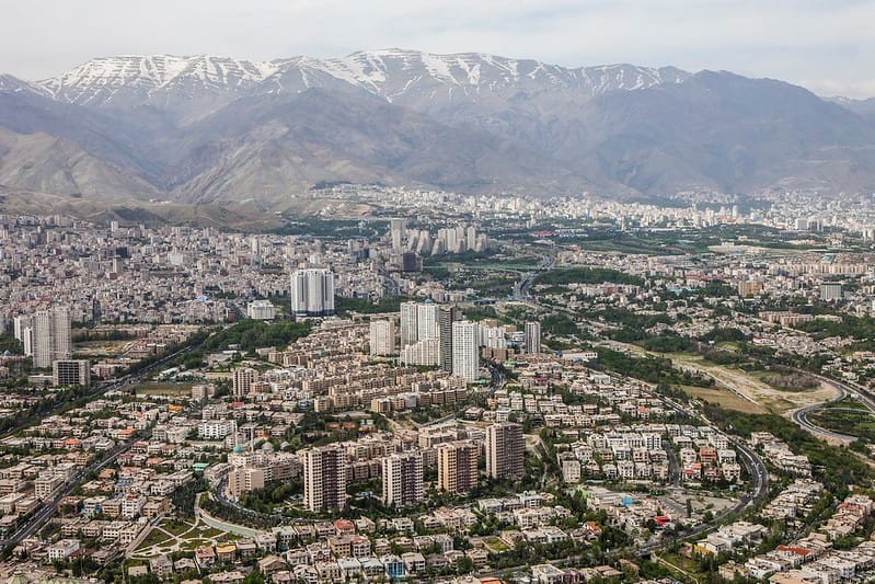 Mỹ và Iran đạt thỏa thuận hòa bình, eo biển Hormuz mở cửa trở lại