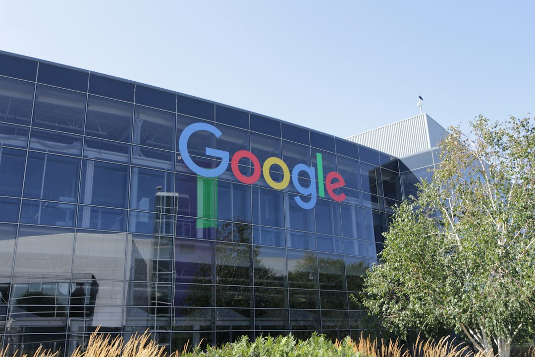 Alphabet (GOOGL) đưa chip TPU ra ngoài qua Oracle, thách thức Nvidia