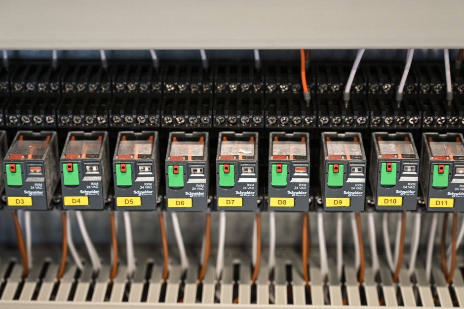 Cổ phiếu Brazil bứt phá 12%, PTC tăng 36% nhờ thương vụ Schneider Electric