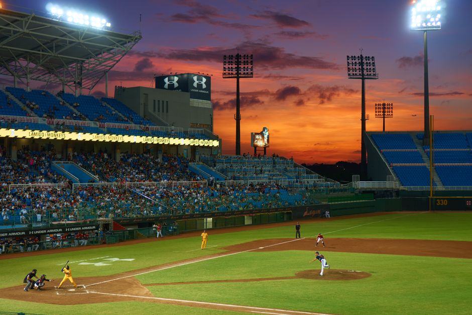 Brewers đấu Rays ở ván 3 World Series tối 26/10 tại Tropicana Field