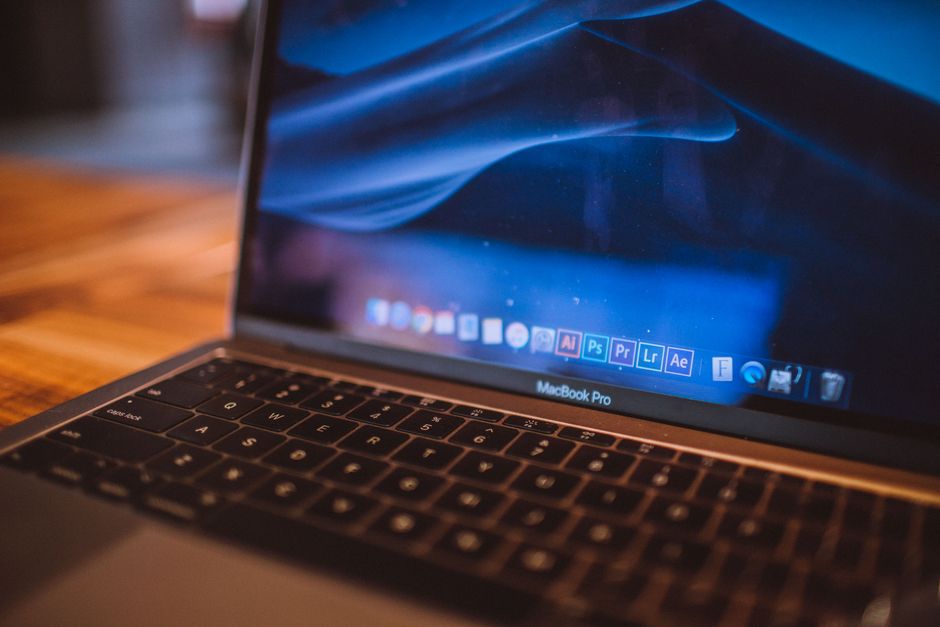 Grokking: Apple ra MacBook Pro màn hình OLED, nhưng điểm ảnh tự phát sáng hoạt động ra sao