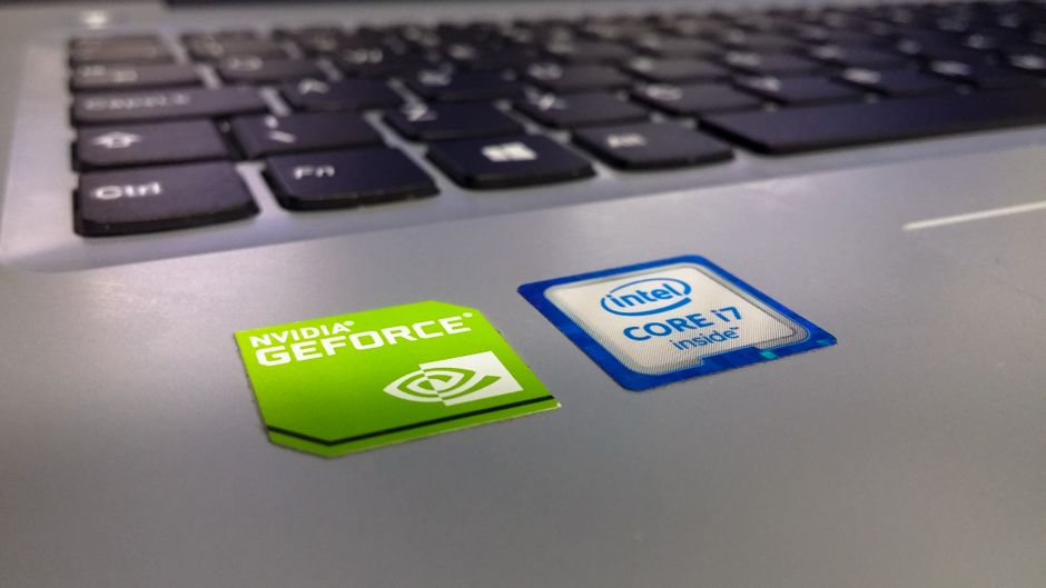 Intel (INTC) lao dốc hơn 20% sau giờ vì dự báo quý 4 yếu