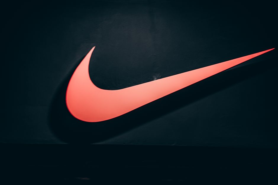 Nike lao dốc gần 10% sau báo cáo, kèm đợt sa thải thứ ba trong năm