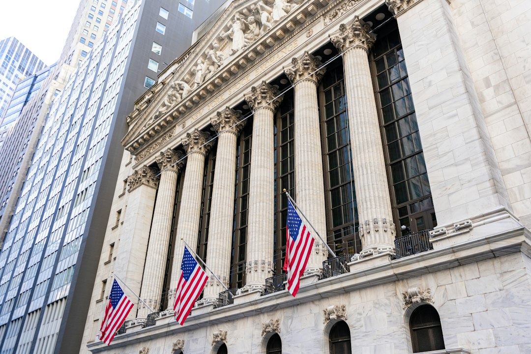 Nvidia (NVDA), Microsoft, Meta kéo Nasdaq lập đỉnh dù lợi suất 10 năm vượt 5,34%