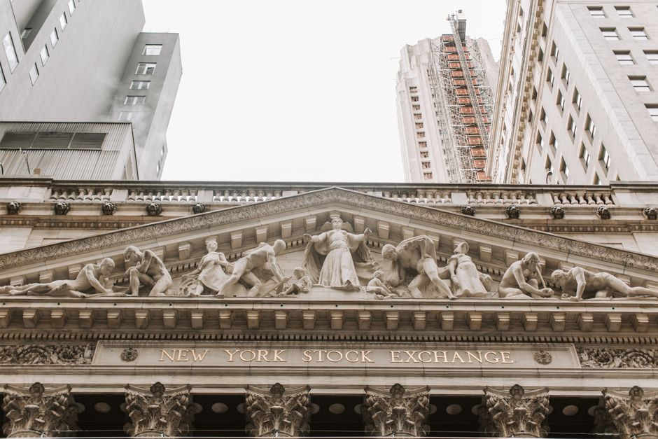 Phố Wall đi ngang khi cổ phiếu chip bán dẫn tiếp tục lao dốc