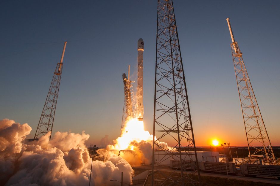 SpaceX (SPCX) tăng 8% lên 171 USD, hồi phục gần 50% từ đáy và vượt giá IPO