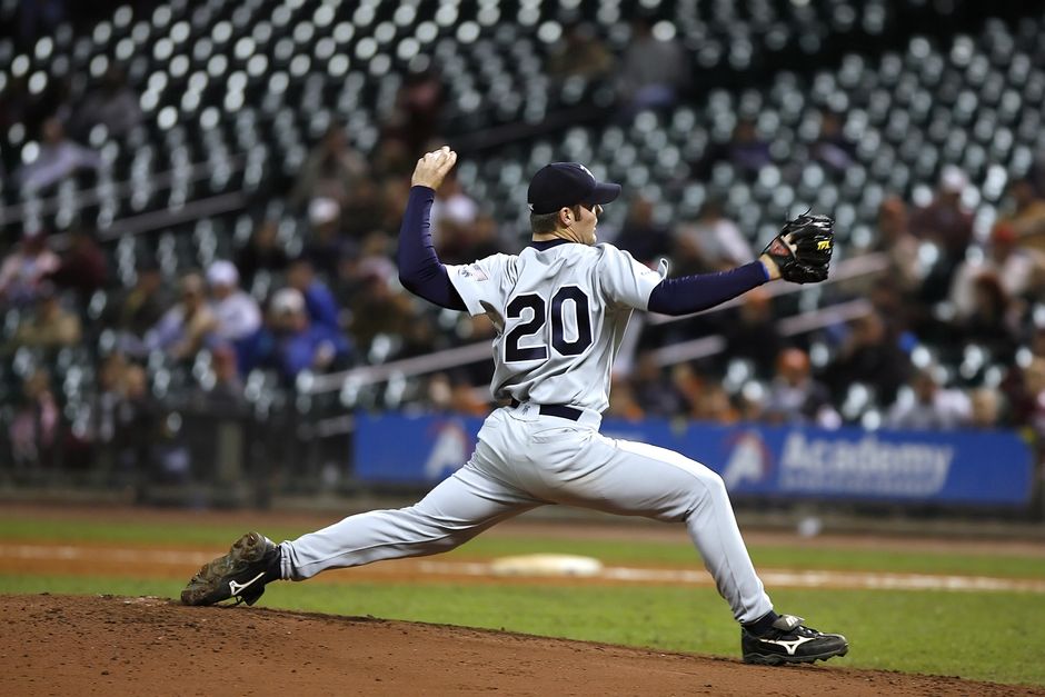 World Series 2026: Misiorowski đối đầu Martinez ở ván 1 giữa Brewers và Rays